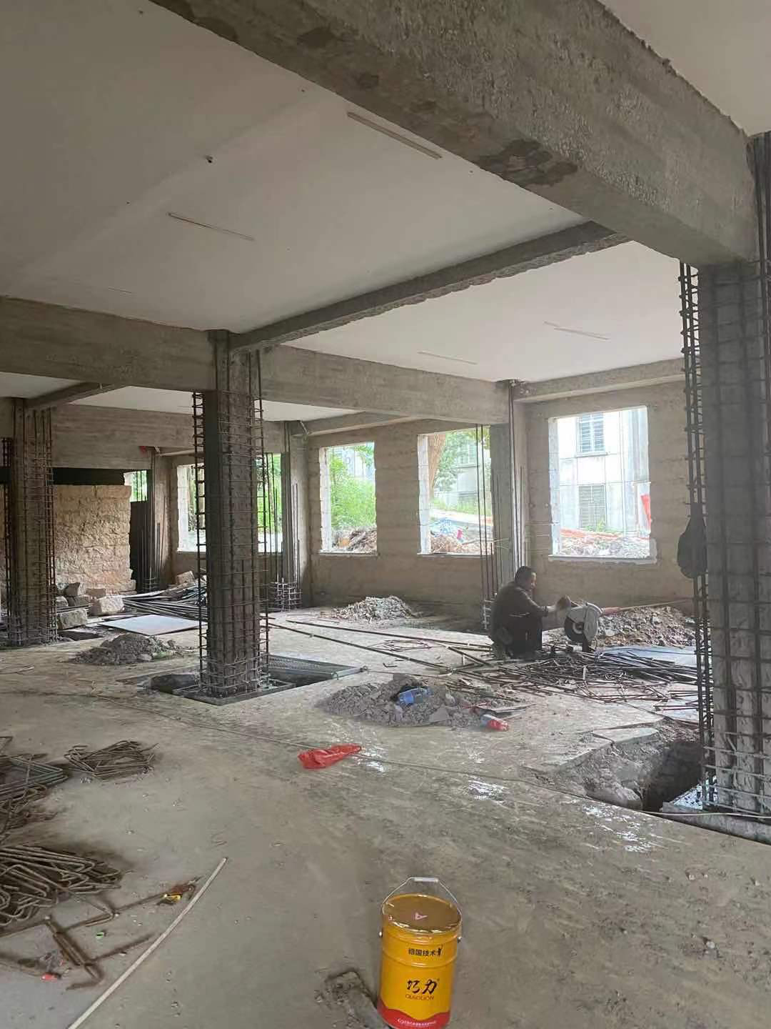 瓷砖为何脱落，，，，，和瓷砖没有关系（上）